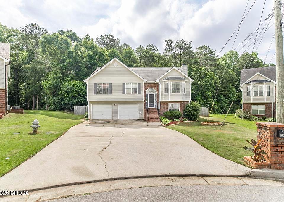 1st image of 2757 Luke Dr