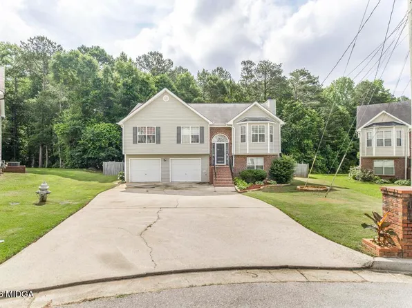 2757 Luke Dr, Ellenwood, GA 30294