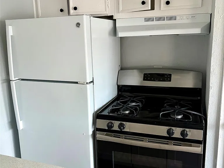1125 Ann St — Photo 4