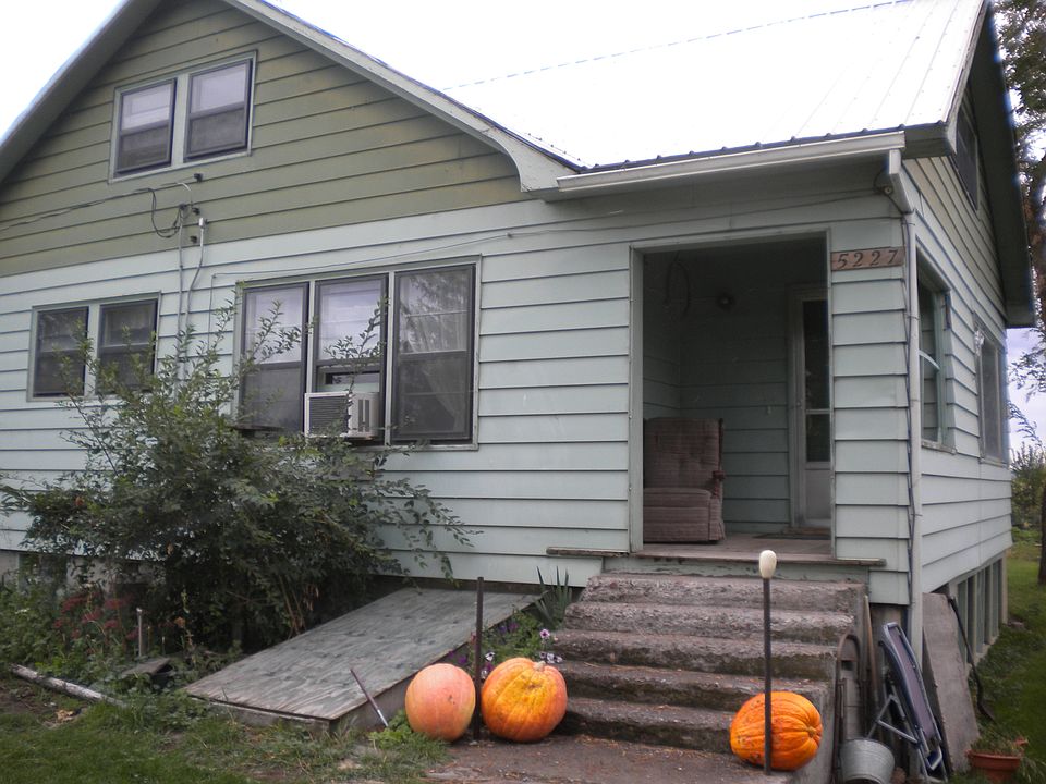 1st image of 5227 NE Clark Dr