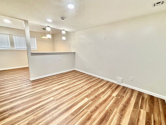 5th image of 3926-3934 Warwick Blvd #3930-6