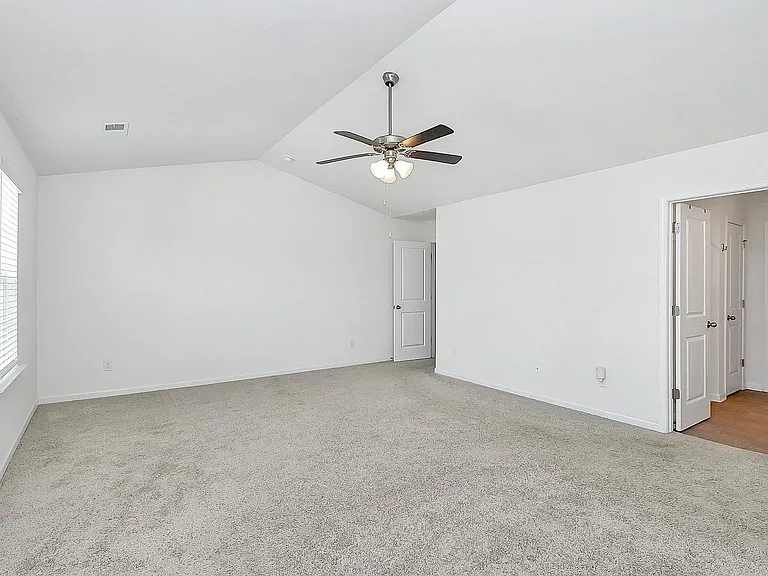 181 Atwater Landing Dr — Photo 33