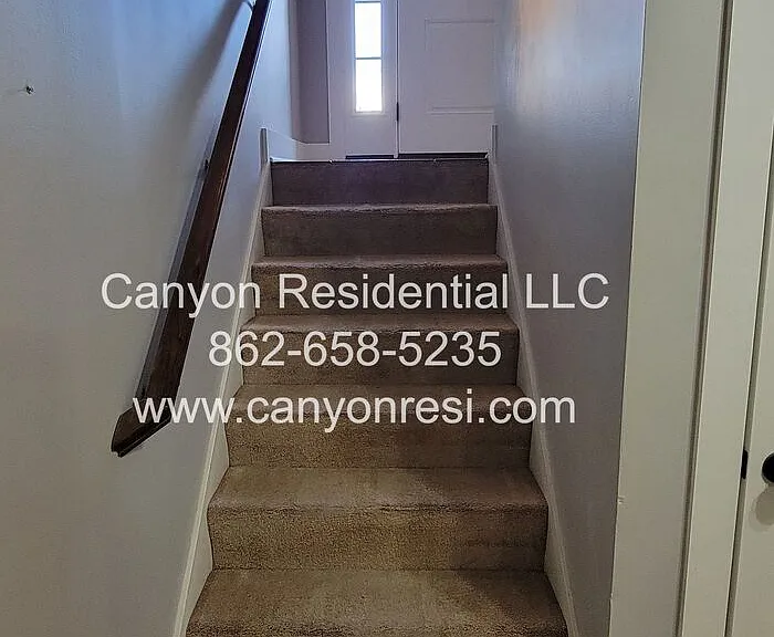 7451 Pfizer Dr — Photo 22