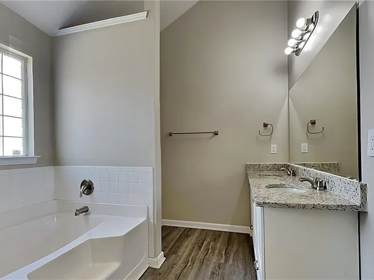 4341 Ash Tree St — Photo 10