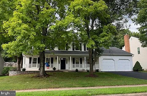 279 Terrie Dr — Photo 2