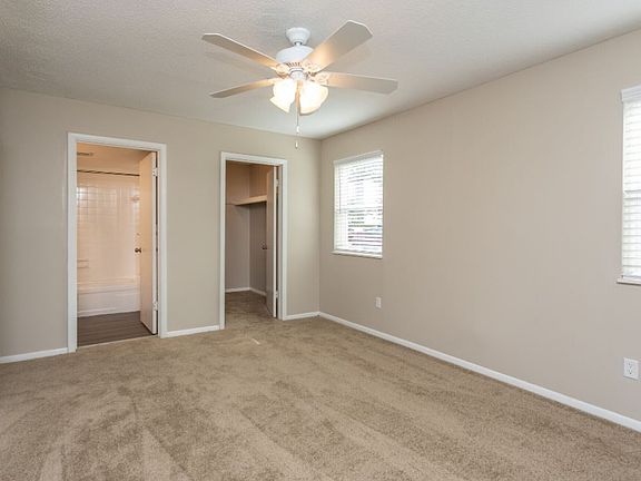 2nd image of 420 Connell Rd