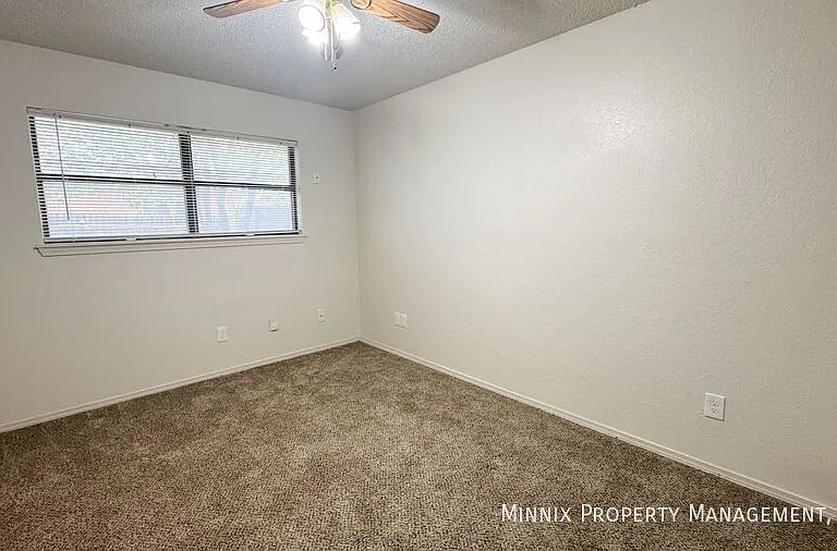 4427 75th Dr #A — Photo 18