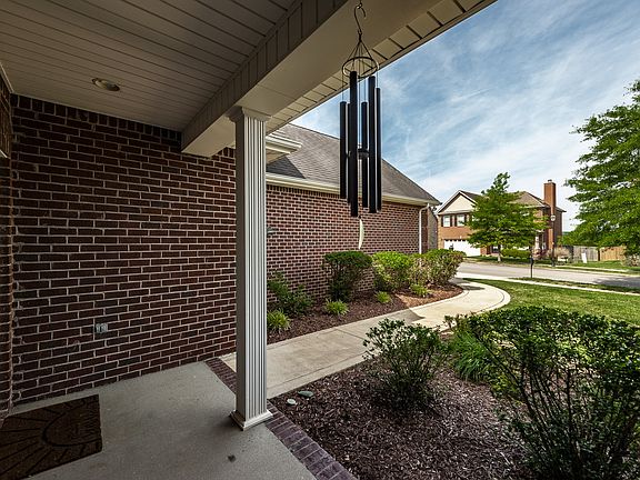2nd image of 403 Stratford Park Blvd