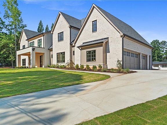 3rd image of 4834 Short St