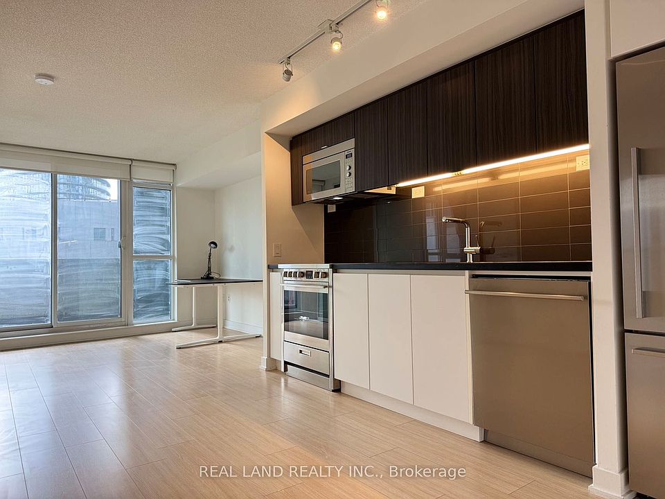 1st image of 85 Queens Wharf Rd #301