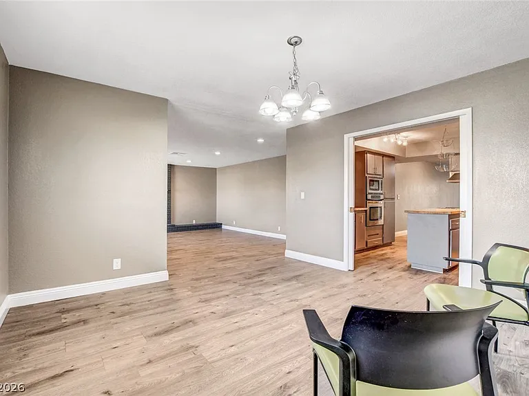 4367 S Mojave Rd — Photo 14