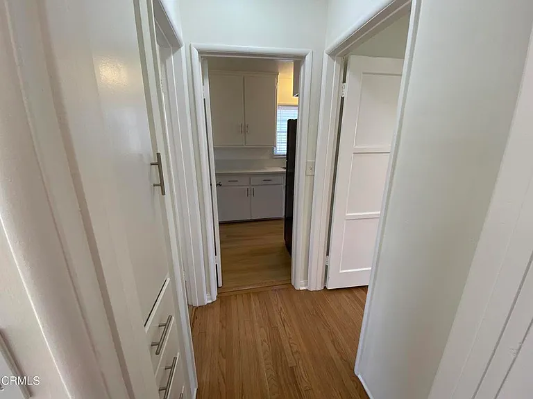 2452 E Washington Blvd — Photo 8