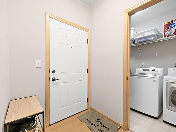 2nd image of 301 Oak Grove St APT 314