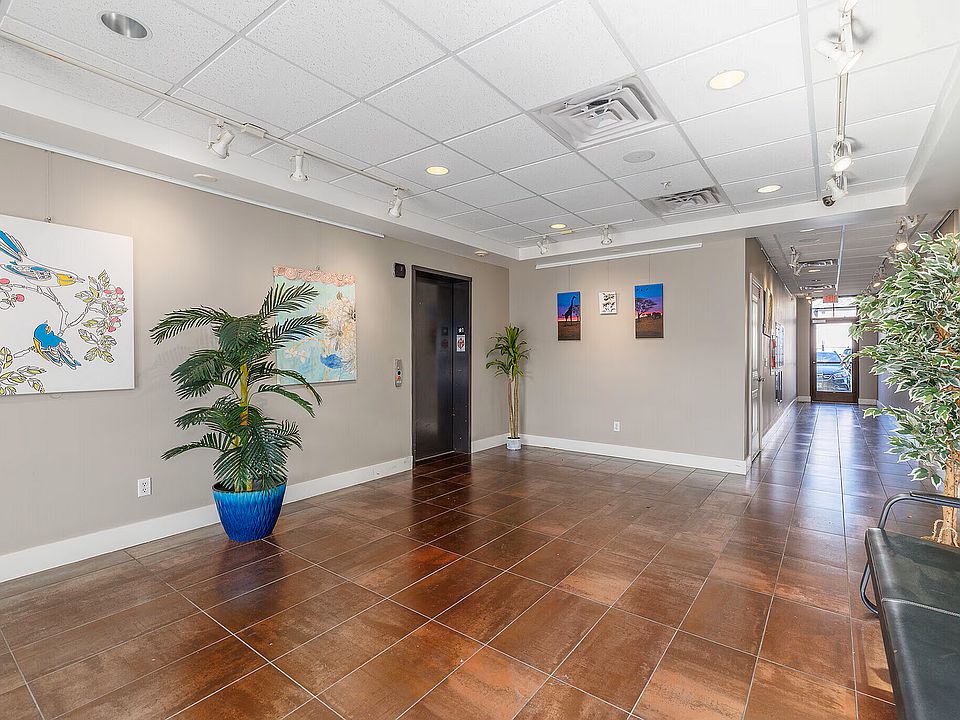 six23-condos-springfield-mo-lobby