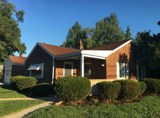 3890 Wooster Rd, Rocky River, OH 44116