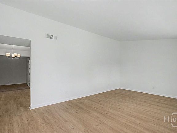 5th image of 12407 Deerfield Road