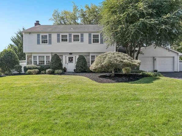 4 Hargrove Drive, Stony Brook, NY 11790