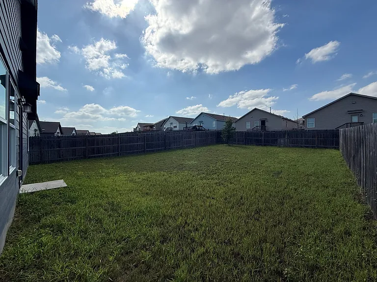 5750 Companion Loop — Photo 16