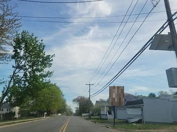 4th image of 1163 Belmont Ave
