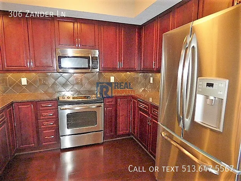 306 Zander Ln — Photo 7