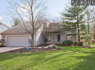 4100 Orangewood Dr, Beachwood, OH 44122