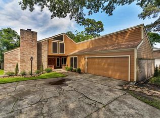 5519 Mossy Timbers Dr, Humble, TX 77346