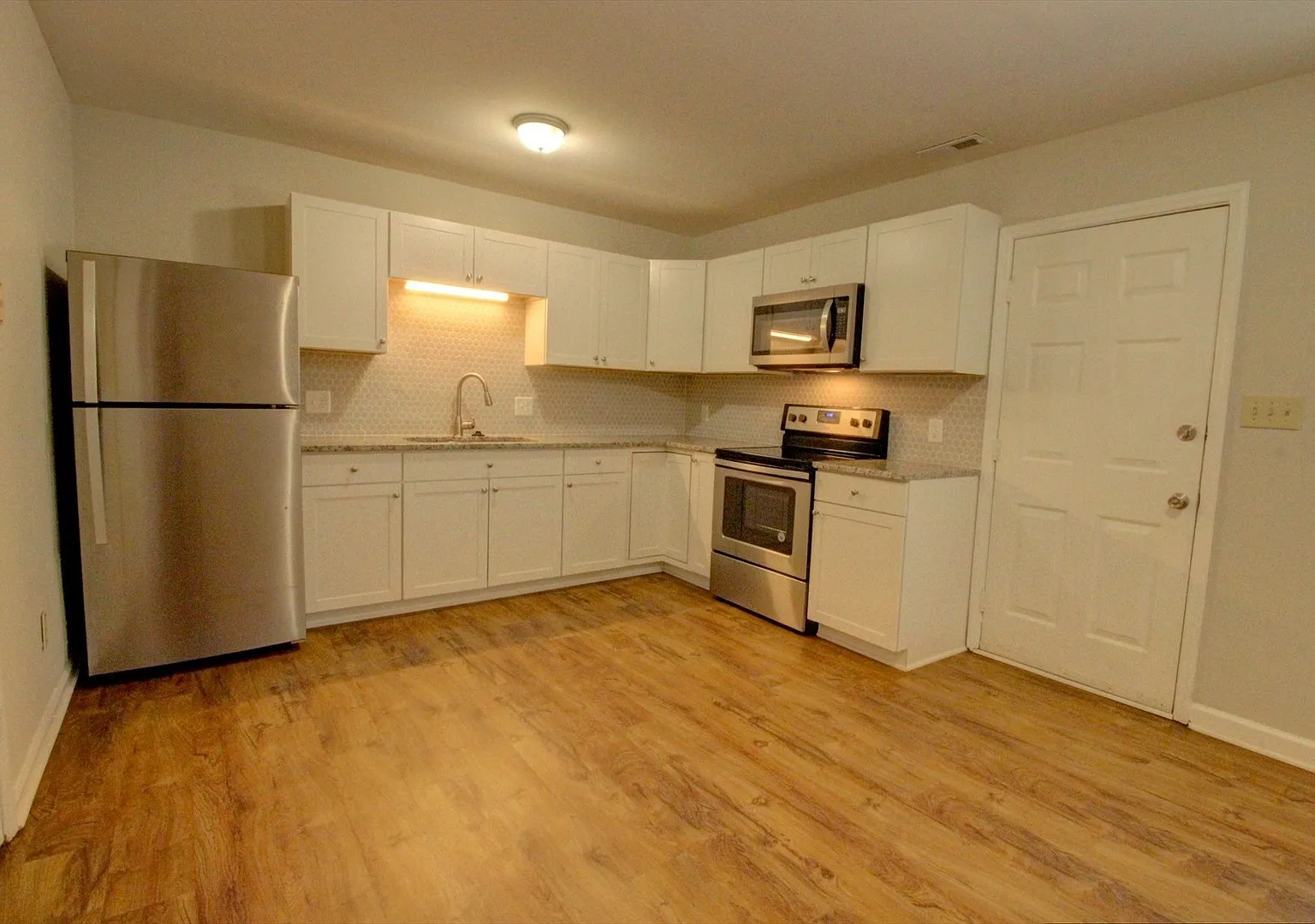 1306 Marne Avenue — Photo 3