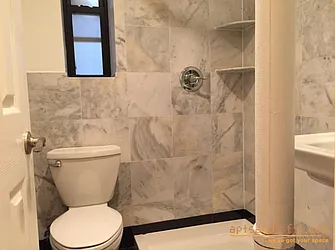 Rented by aptsandlofts.com