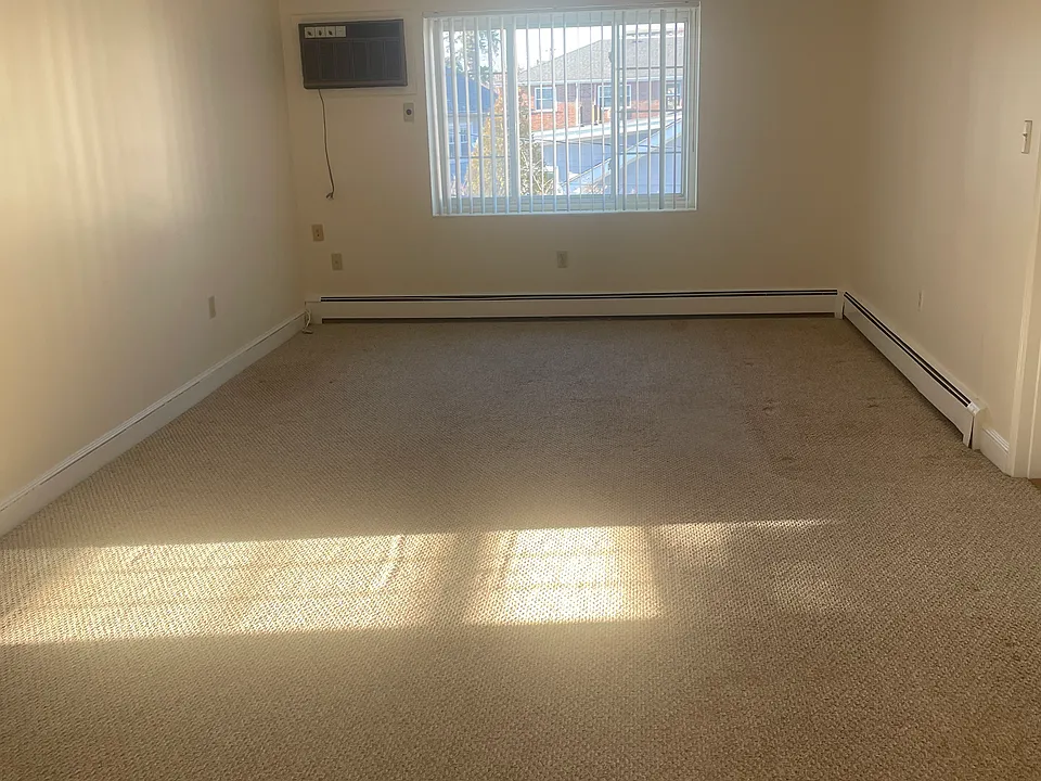 12 Brattle St #3