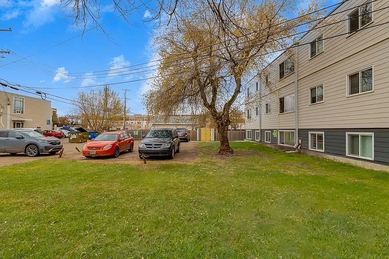Edmonton Apartment for rent - 2 Bedrooms — photo 22
