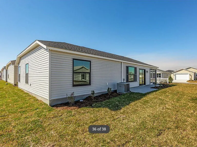 1746 Brody Ct — Photo 34