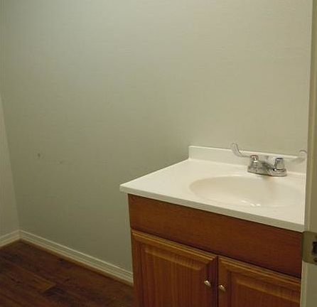 3rd image of 3434 Johnson St APT A