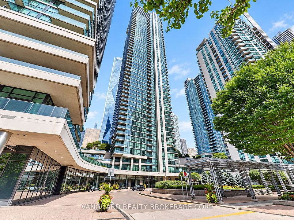 1st image of 16 Harbour St #5104