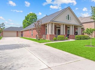 2052 Doolan Dr, Conroe, TX 77301
