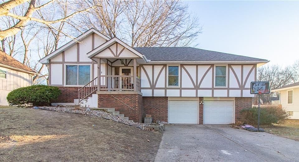 1st image of 212 SE Mount Vernon Dr