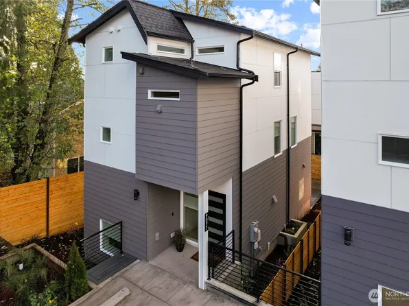 9017 14th Avenue SW, Seattle, WA 98106