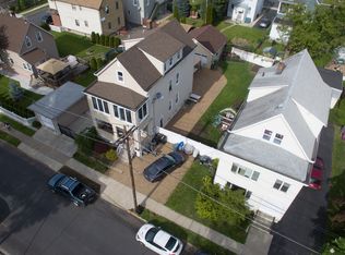 79 Van Winkle Ave, Wallington, NJ 07057