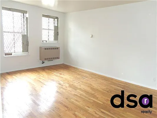 Rented by DSA Realty | media 33