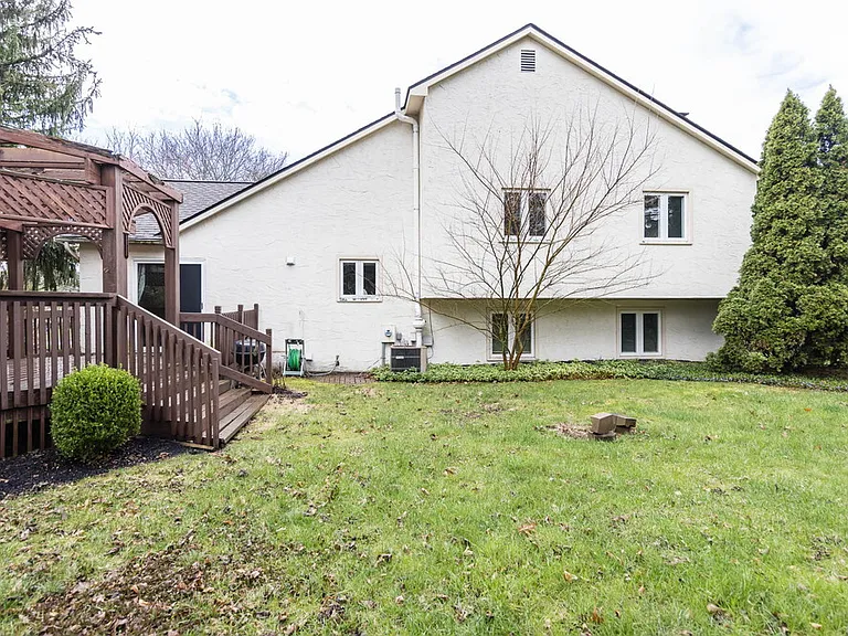 5334 Tara Hill Dr — Photo 15