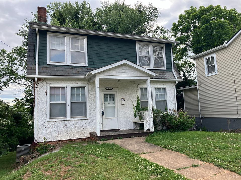 1st image of 913 Dearing St