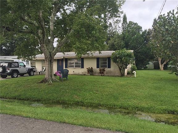 2nd image of 3404 Cambridge Dr
