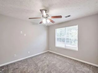 2932 Cedar Trace Dr, Ellenwood, GA 30294