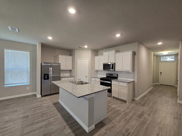 7709 Tuscarora Dr — Photo 11