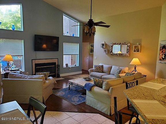 3rd image of 900 White Eagle Cir