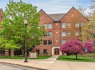 807 Asa Gray Dr APT 207, Ann Arbor, MI