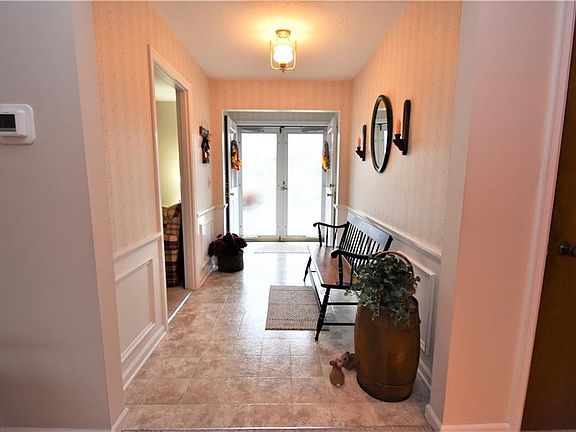 5th image of 171 Buckingham Dr