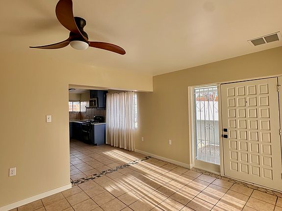 3rd image of 1145 Chiquita Ave