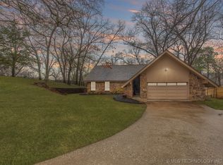 3705 E 108th St S, Tulsa, OK 74137
