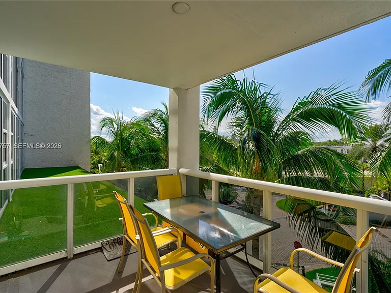 10275 Collins Ave #223 — Photo 5