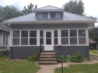 133 Rhey St, Waterloo, IA 50703